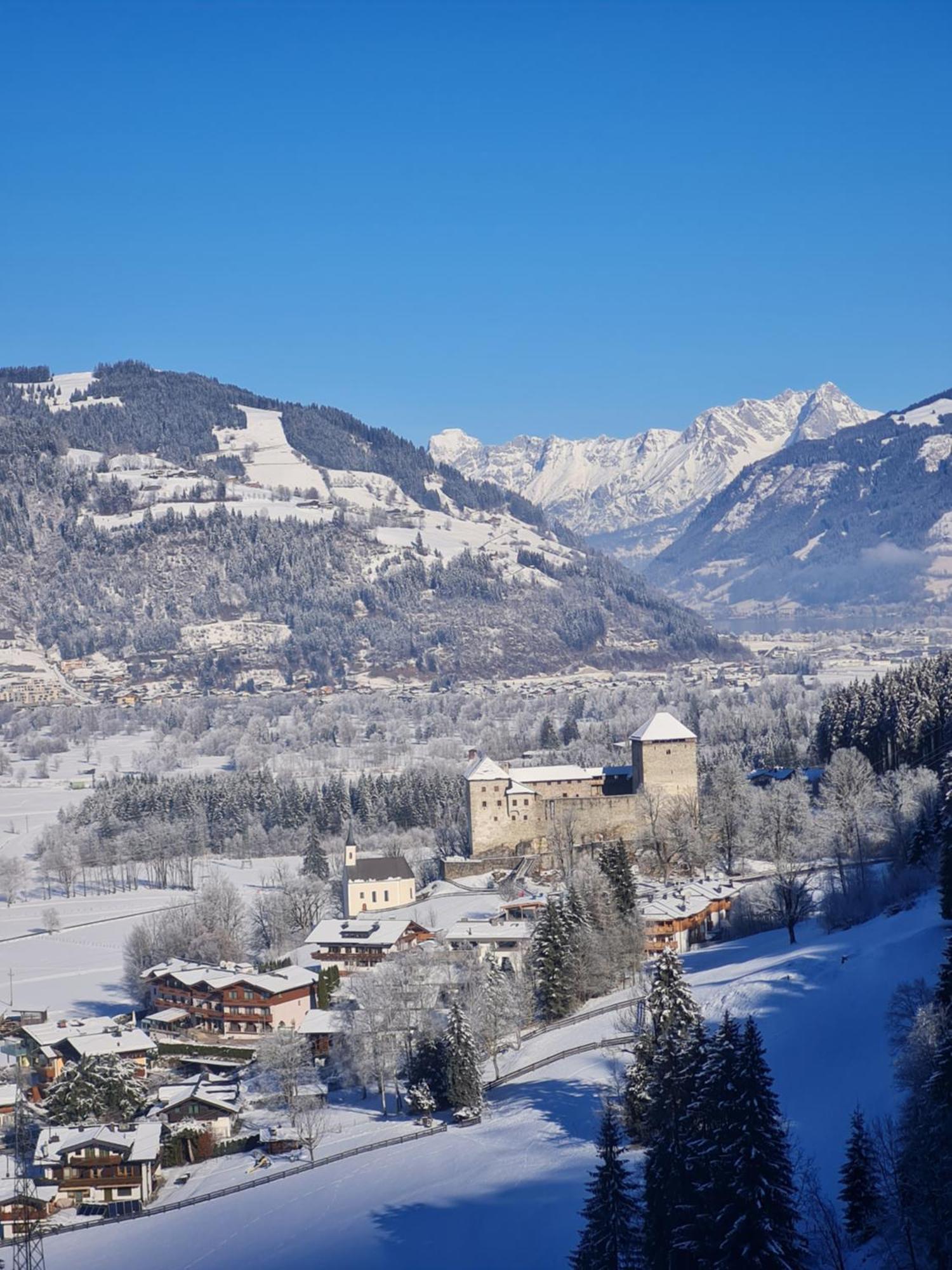 Panorama Hotel Guggenbichl - Inkl Sommerkarte, Einmaliger Eintritt Ins Tauern Spa & Bester Ausblick Ueber 카프룬 외부 사진