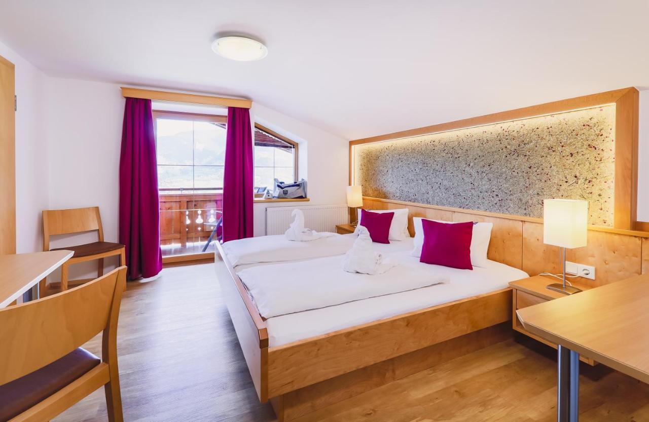 Panorama Hotel Guggenbichl - Inkl Sommerkarte, Einmaliger Eintritt Ins Tauern Spa & Bester Ausblick Ueber 카프룬 외부 사진
