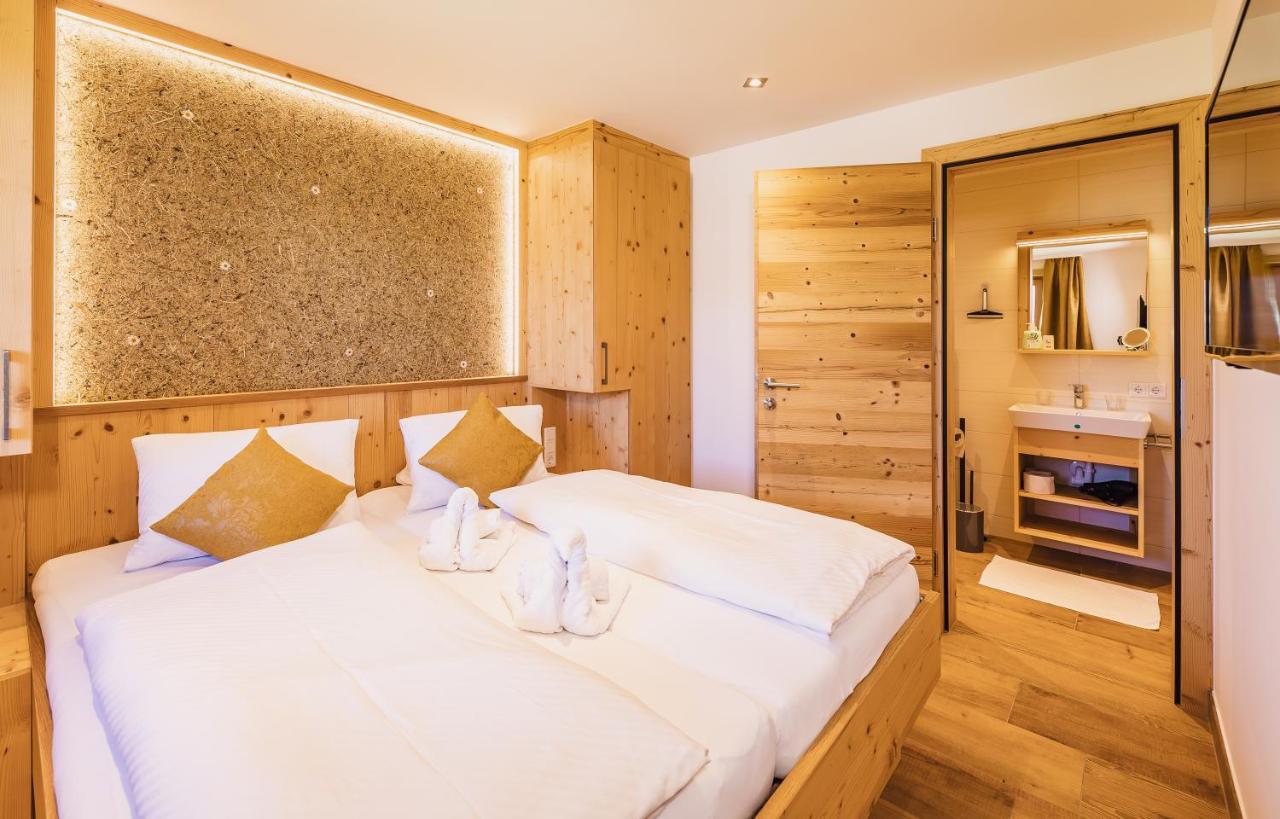 Panorama Hotel Guggenbichl - Inkl Sommerkarte, Einmaliger Eintritt Ins Tauern Spa & Bester Ausblick Ueber 카프룬 외부 사진